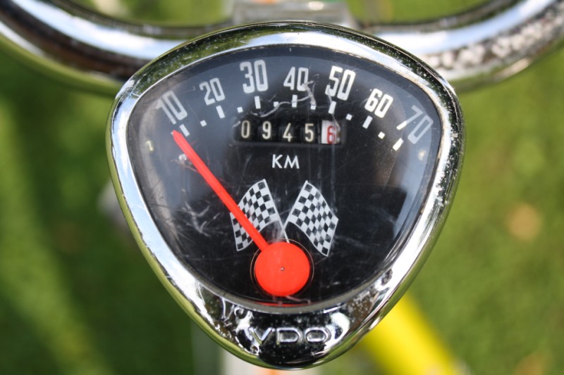 Hercules Retro Speedometer: Up Close