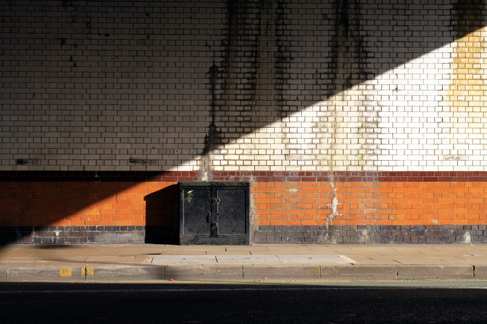 Tiles & Shadows