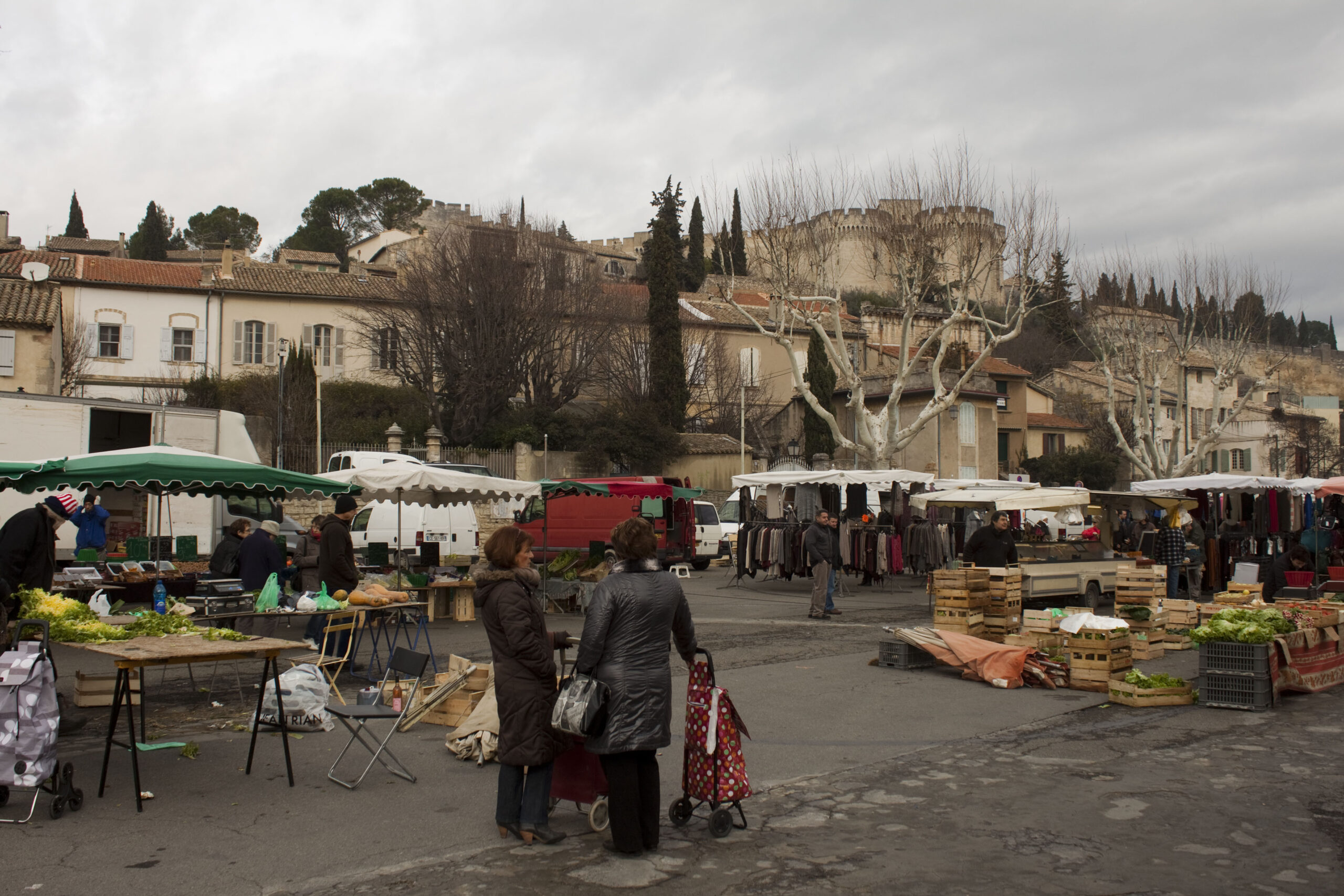 Marche Villeneuve les Avignon