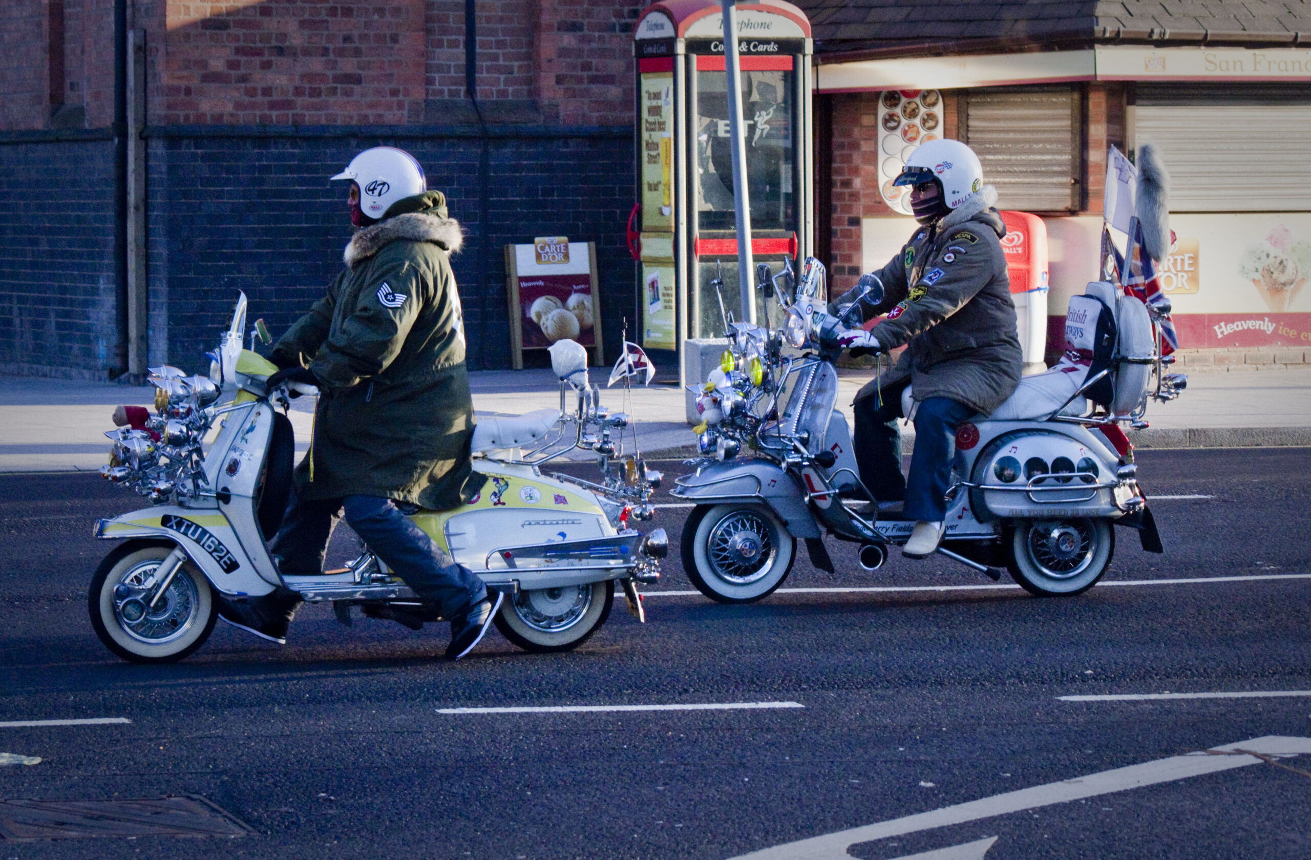 Pimp my Vespa (and Lambretta): Liverpool Chapter